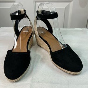 Style & Co faux black suede espadrilles size 6.5M